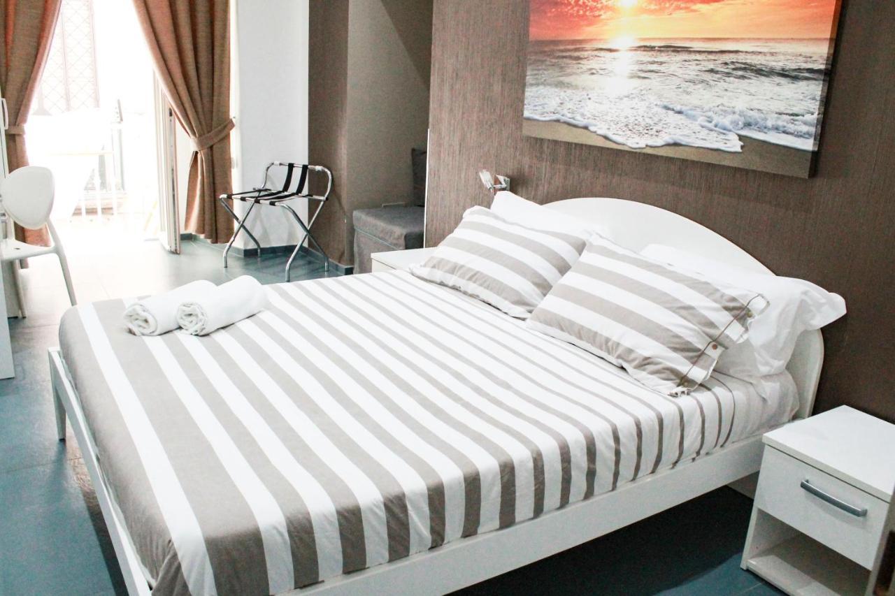 Mascalzone Latino Luxury Rooms Neapel Exteriör bild